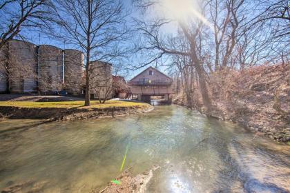 Running Water Apt at Flory Mill with Deck! - image 2