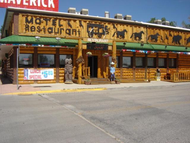 Frontier Lodge - image 3