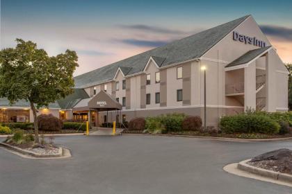 Days Inn by Wyndham Lanham Washington D.C