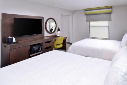Hampton Inn LaPorte - image 8