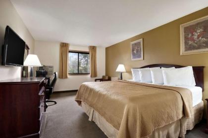 Travelodge by Wyndham La Porte/Michigan City Area - image 15