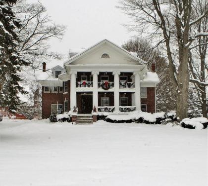 Arbor Hill Inn - image 13