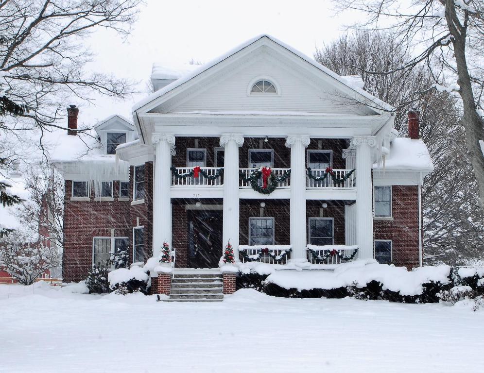 Arbor Hill Inn - image 2