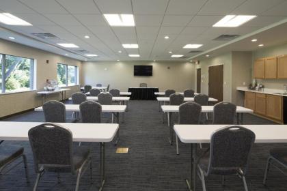 Holiday Inn Express & Suites La Porte an IHG Hotel - image 5