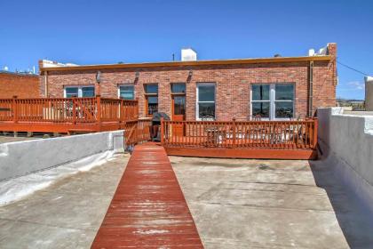 Historic DT Laramie Apartment Deck and 1 Mi to UW! - image 5