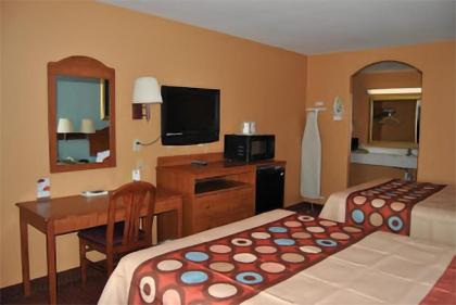 Sky-Palace Inn & Suites Laredo - image 12