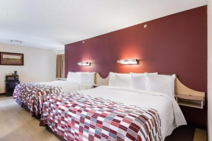 Red Roof Inn Laredo - image 13