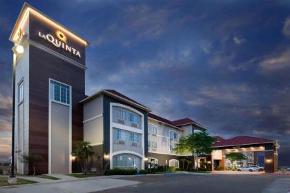 La Quinta by Wyndham Laredo Airport - image 4