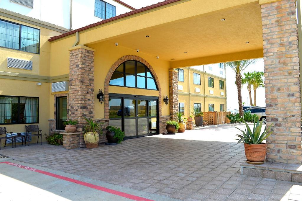 Best Western San Isidro Inn - image 7