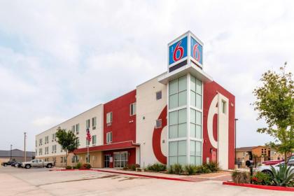 motel 6 Laredo tX   Airport