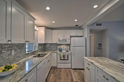Family Home with Courtyard 2 Mi to Indian Rocks Beach - image 14
