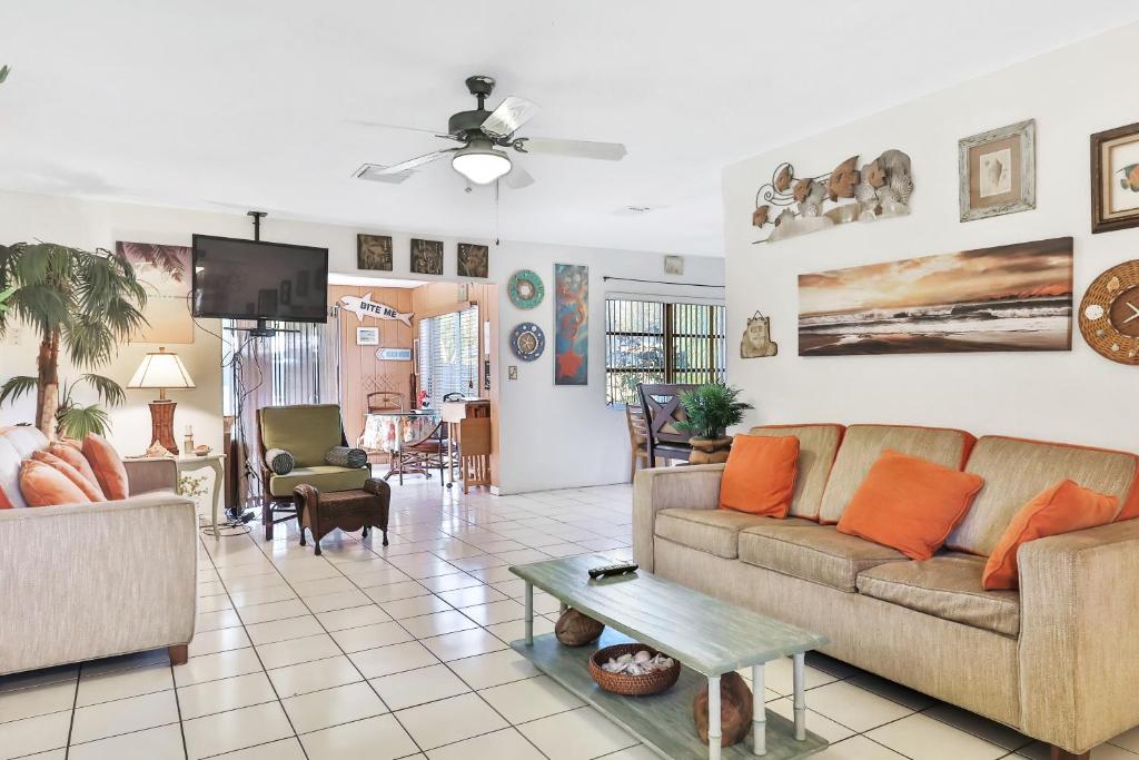 Beach Trip Retreat - main image