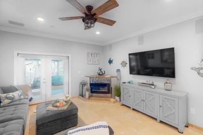 Largo Retreat - image 10