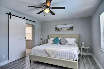 Bright Largo Home with Pool about 7 Mi to Beaches! - image 10