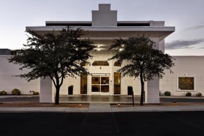 SpringHill Suites by Marriott Las Cruces - image 1