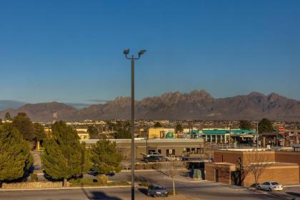 SpringHill Suites by Marriott Las Cruces - image 14