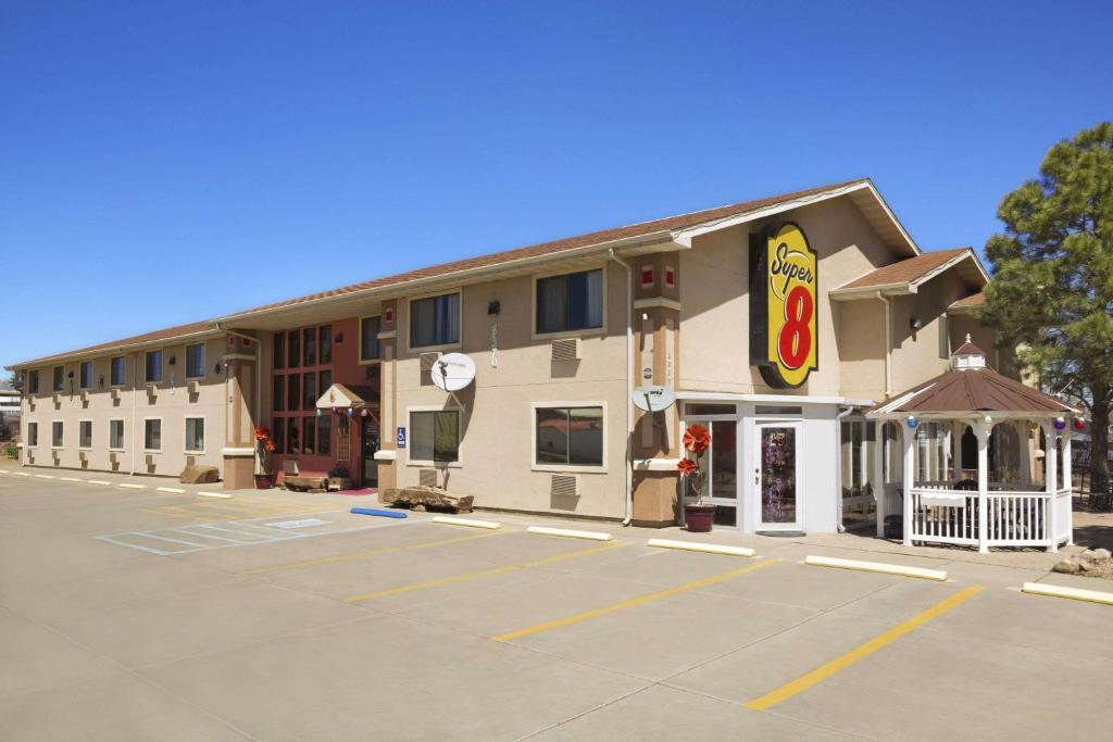 Super 8 by Wyndham Las Vegas - main image