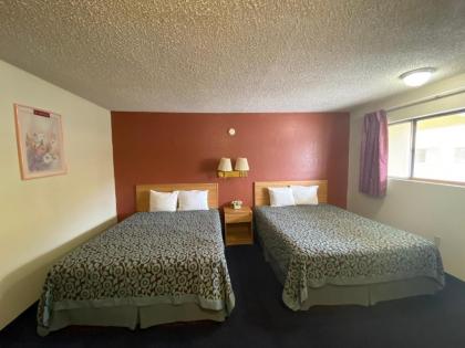 Budget Inn Las Vegas New Mexico - image 10