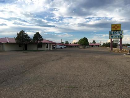 Regal Inn Las Vegas New Mexico - image 10