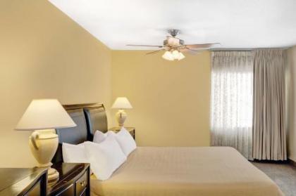 Travelodge by Wyndham Las Vegas - image 2