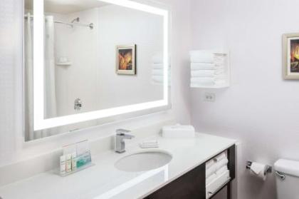 Hampton Inn Tropicana Las Vegas - image 23