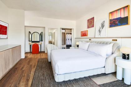 Virgin Hotels Las Vegas Curio Collection by Hilton - image 24