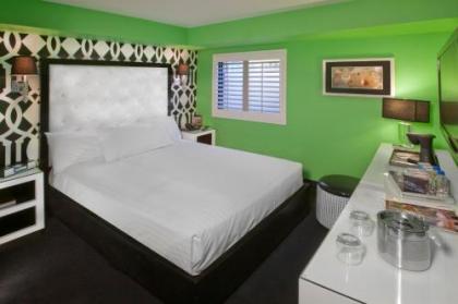 El Cortez Hotel & Casino - image 2