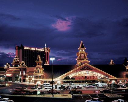 Boulder Station Hotel And Casino - image 3