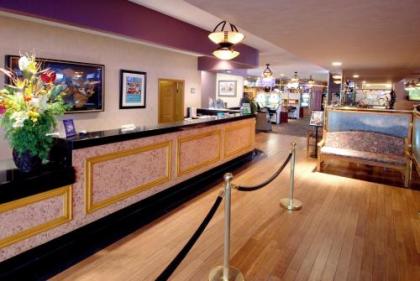Mardi Gras Hotel & Casino - image 4