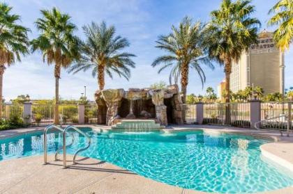 Comfort Inn & Suites Henderson - Las Vegas