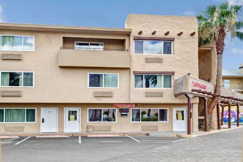 Super 8 by Wyndham Las Vegas North Strip/Fremont St. Area - main image