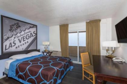 Super 8 by Wyndham Las Vegas North Strip/Fremont St. Area - image 5