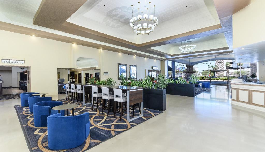 Alexis Park All Suite Resort - image 4