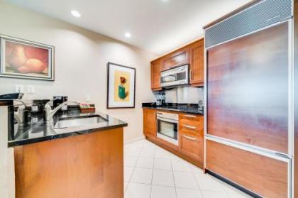 Jet Luxury at The Signature Condo Hotel - image 29