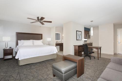Homewood Suites By Hilton Las Vegas City Center - image 3