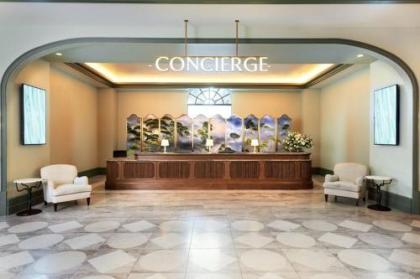 Park MGM Las Vegas by Suiteness - image 2