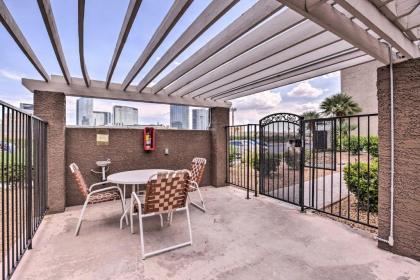 Las Vegas Condo Just Minutes from the Strip! - image 5