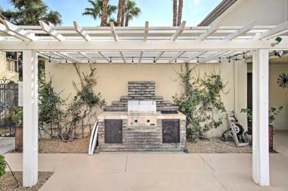 Stunning Home with Private Oasis - 1 half Mile to Strip - image 18