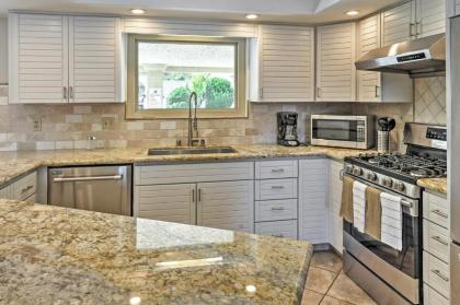 Stunning Home with Private Oasis - 1 half Mile to Strip - image 6