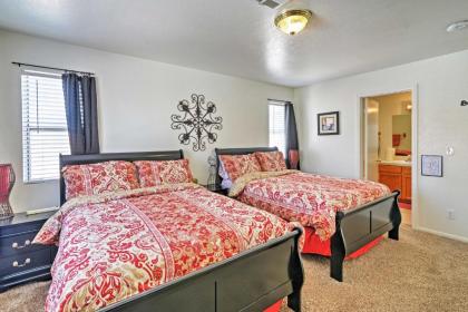 Las Vegas Home in Quiet Area - By Golfing and Hiking - image 3