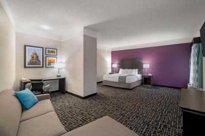 La Quinta by Wyndham Latham Albany Airport - image 6