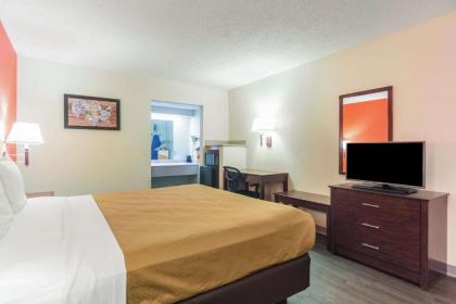 EconoLodge Laurel - image 5