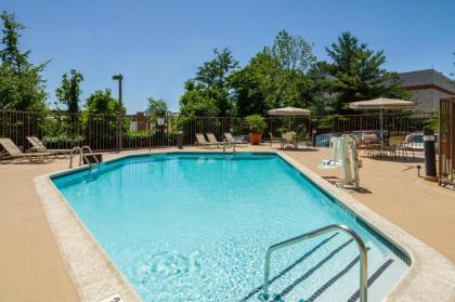 Fairfield Inn by Marriott Laurel - image 11