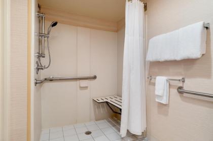 Fairfield Inn by Marriott Laurel - image 4