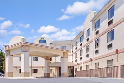 Days Inn  Suites by Wyndham Laurel Near Fort meade Laurel