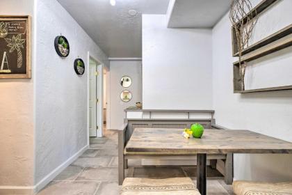 Guest House with Hot Tub and Tiki Bar Access! - image 10