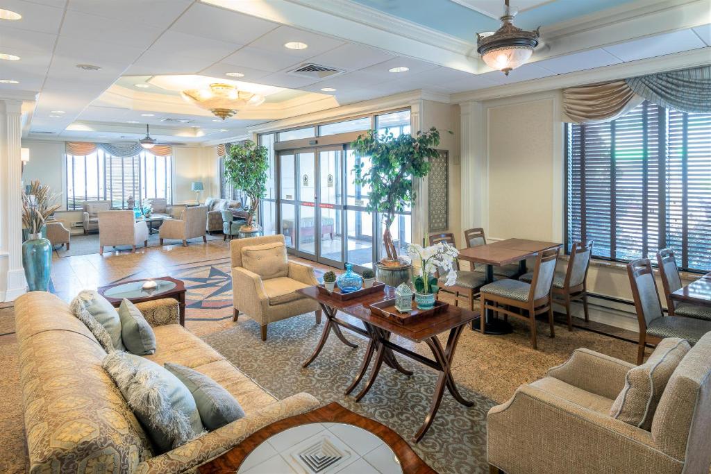 Five Towns Inn - JFK Airport - main image