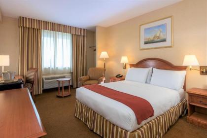 Five Towns Inn - JFK Airport - image 3