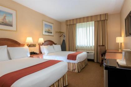 Five Towns Inn - JFK Airport - image 9