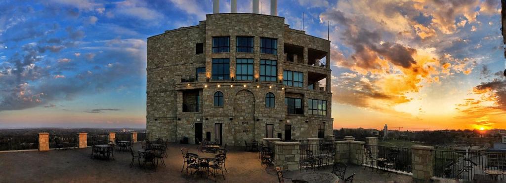The Oread - image 2